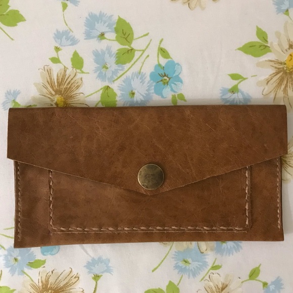 Handmade Genuine Brown Tan Leather 2 - Compartments Wallet - Picture 3 of 5